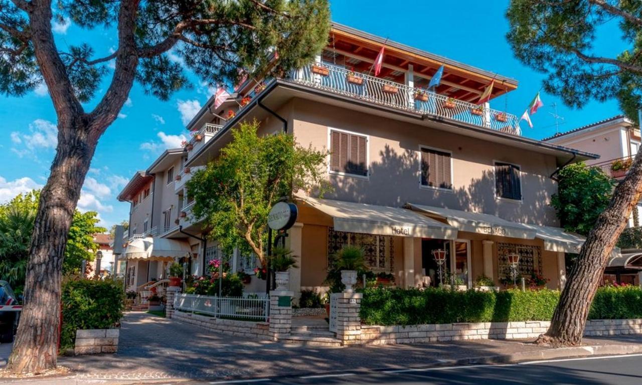 Hotel Benaco Sirmione Exterior photo