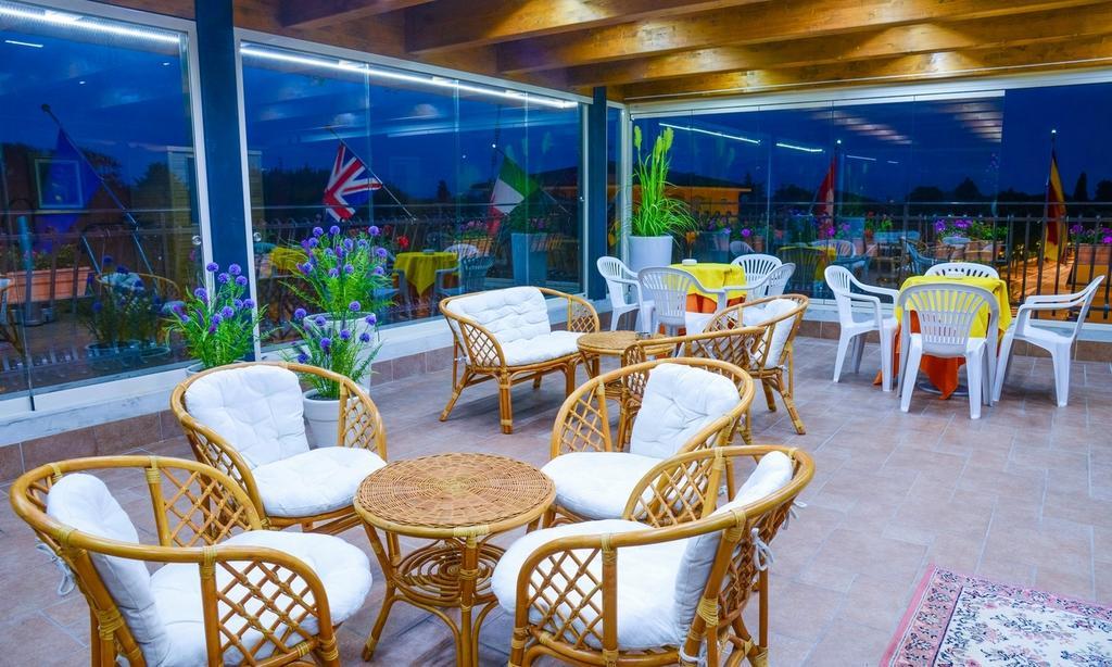 Hotel Benaco Sirmione Exterior photo